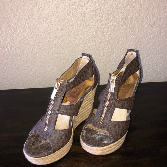 MICHAEL Michael Kors Damita Platform Wedge Sandals - Picture 2 of 6
